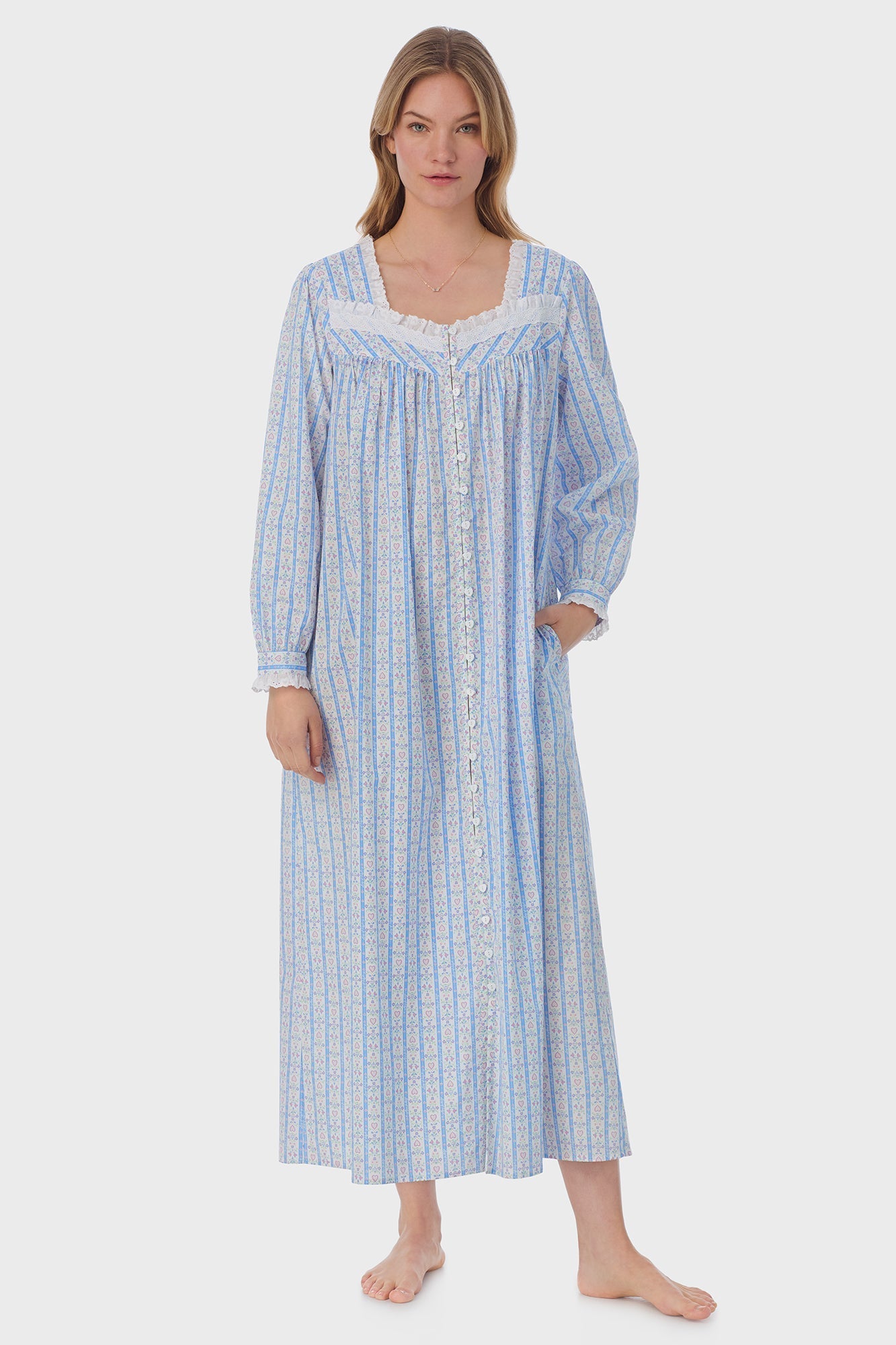 Lanz of Salzburg Women's Tyrolean Heart Cotton Long Robe