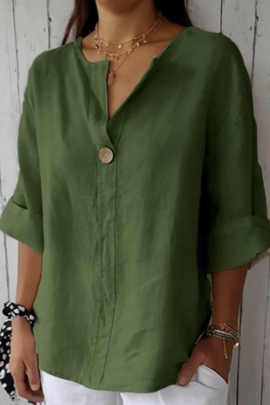 Nabalu Norevya | Women’s Relaxed Button-Front V-Neck Blouse