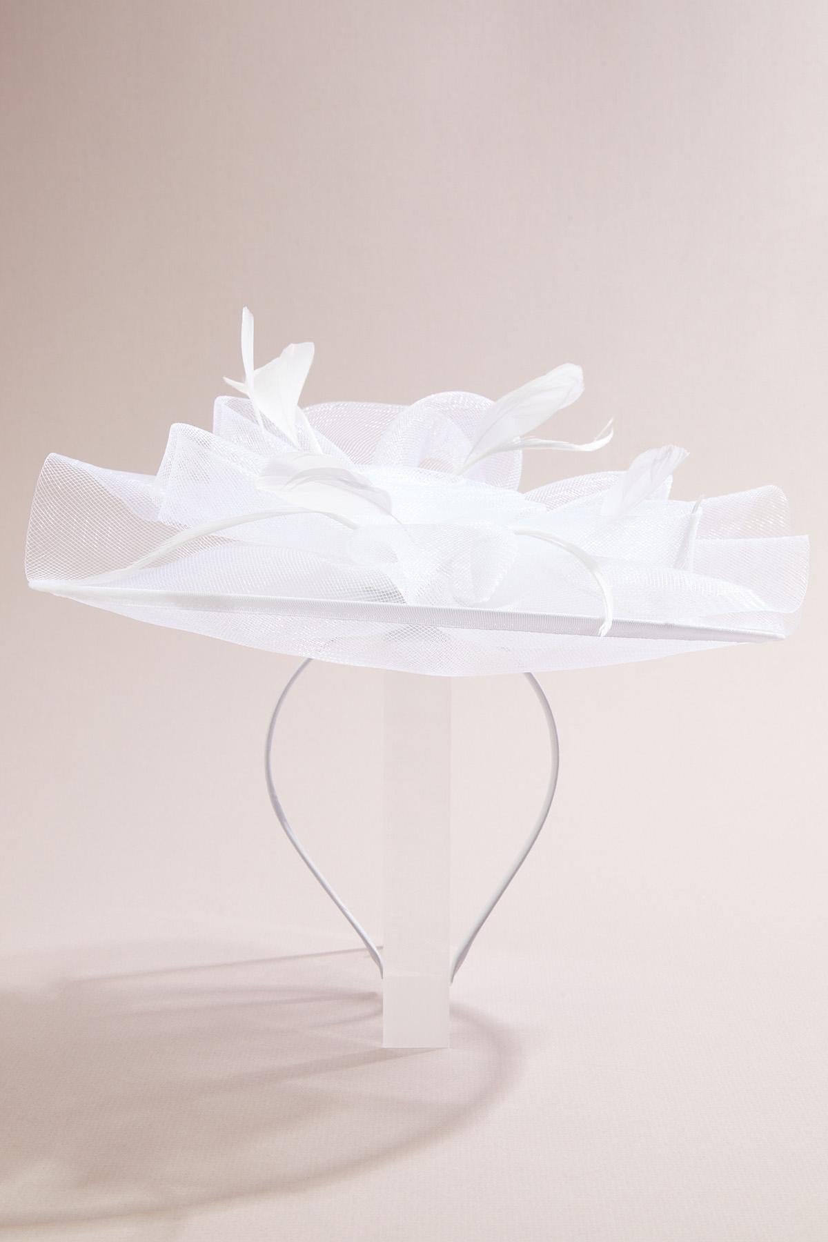 Cato Fashions White Feather Rose Mesh Veil Fascinator