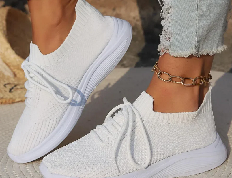 Nabalu Women’s Orthopedic Sneakers with Lace-Up Design