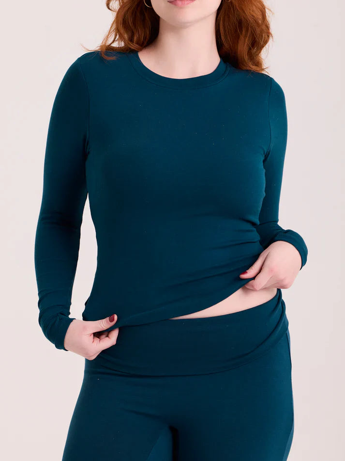 Klassy Crew Neck Braless Long Sleeve 1