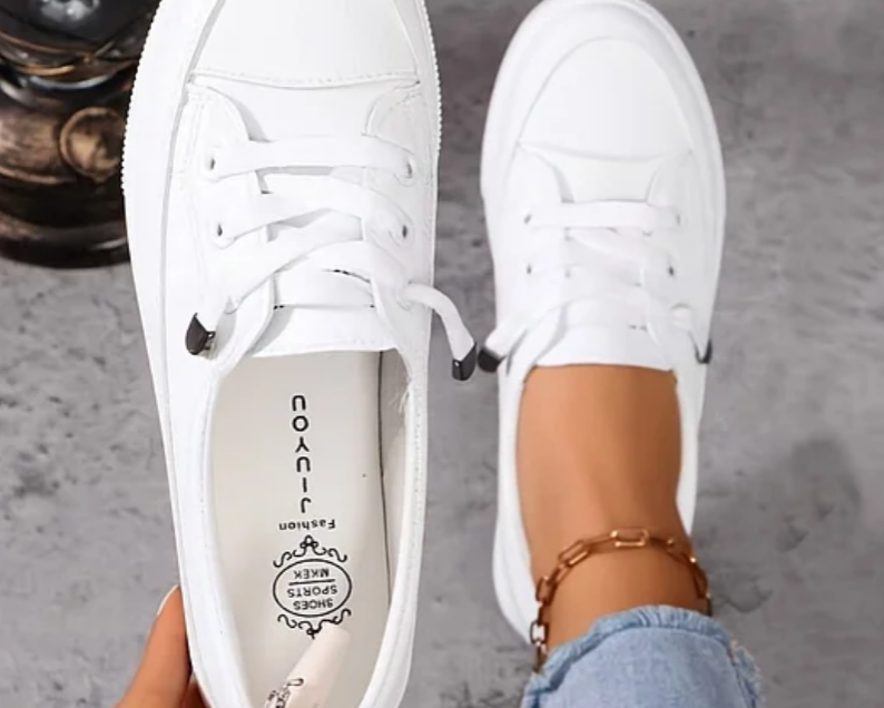 Nabalu Women’s Orthopedic Lace-Up Low Top Sneakers