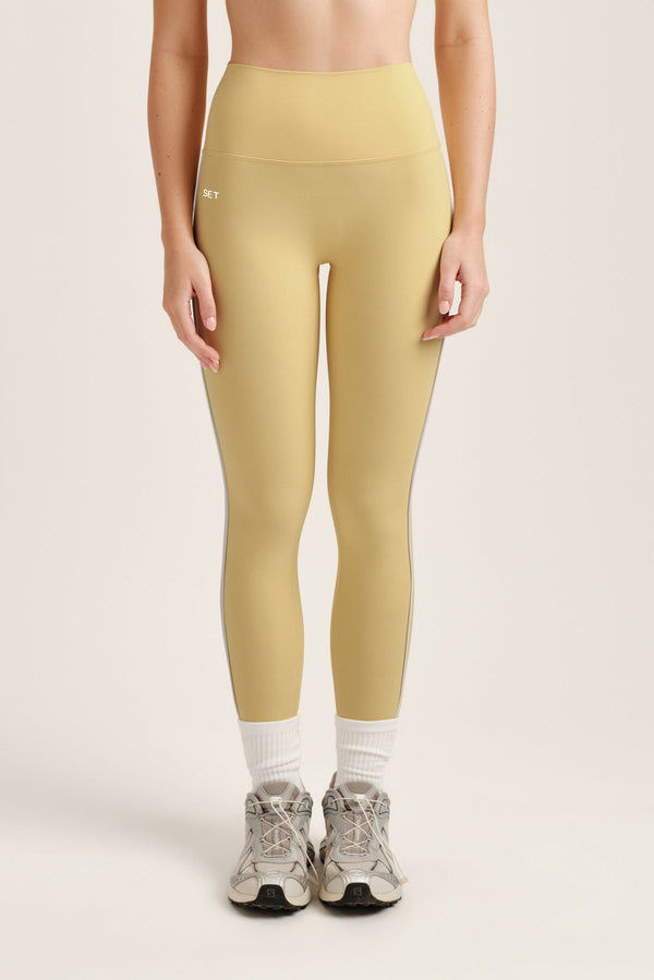 Set Active breathe pipe leggings