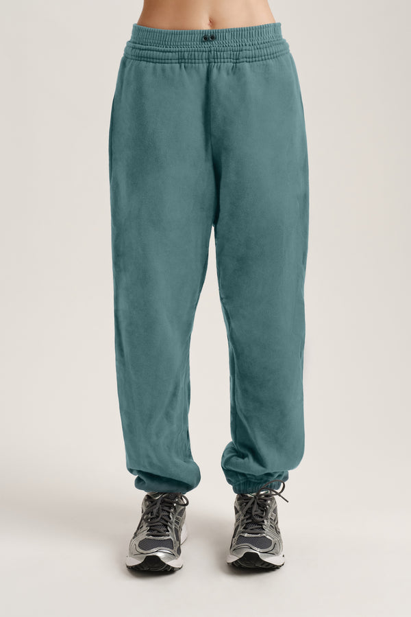 Set Active staple layered sweats