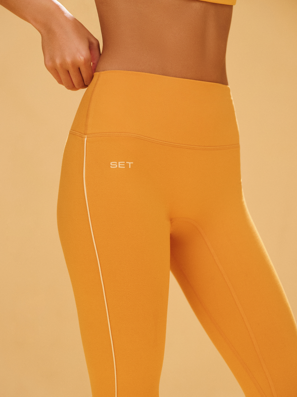 Set Active cloud pipe leggings