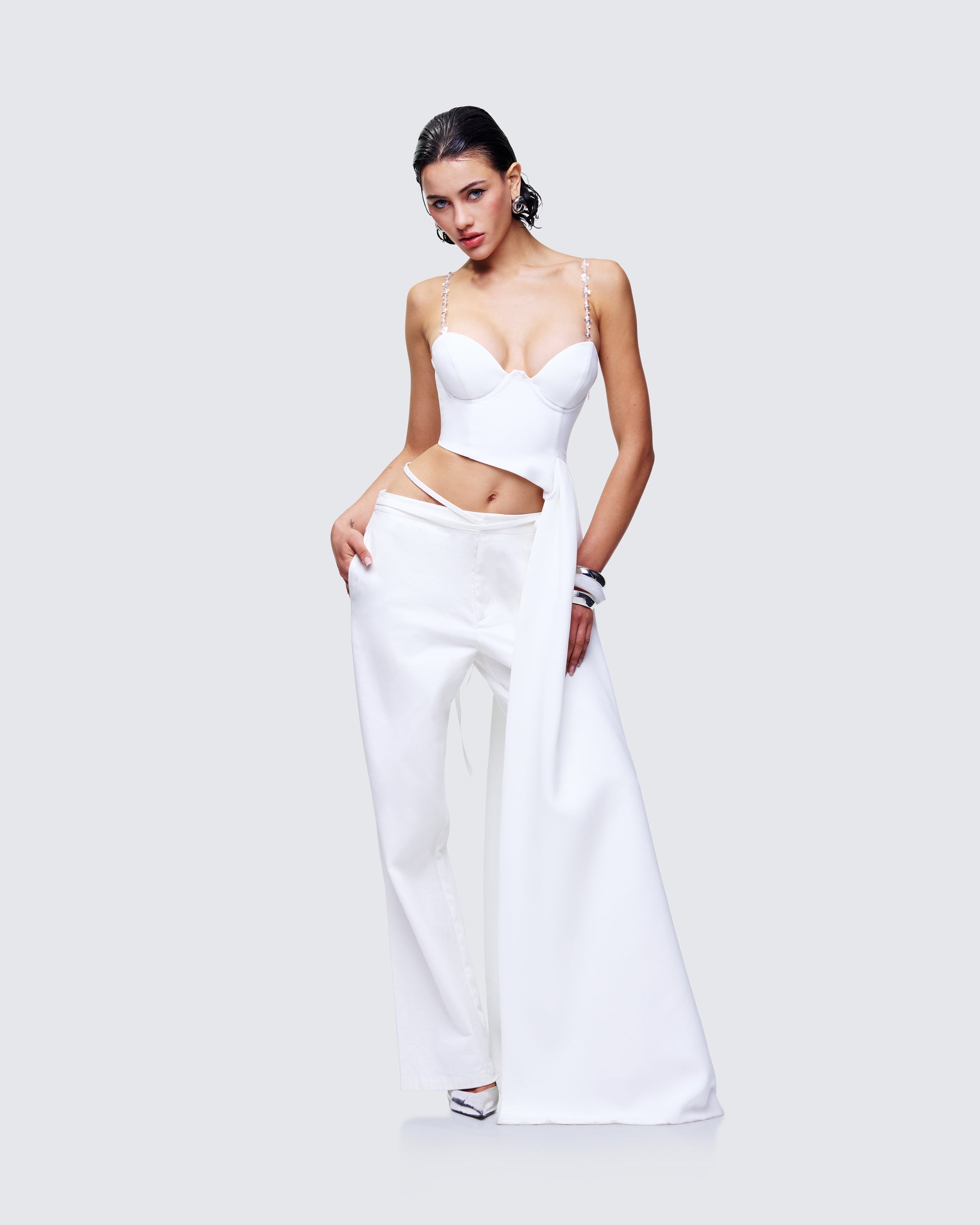 Finesse Bellamy Asymmetric Top