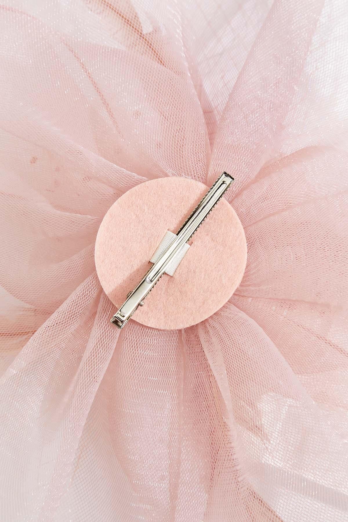 Cato Fashions Oversized Pink Pearl Rose Feather Fascinator