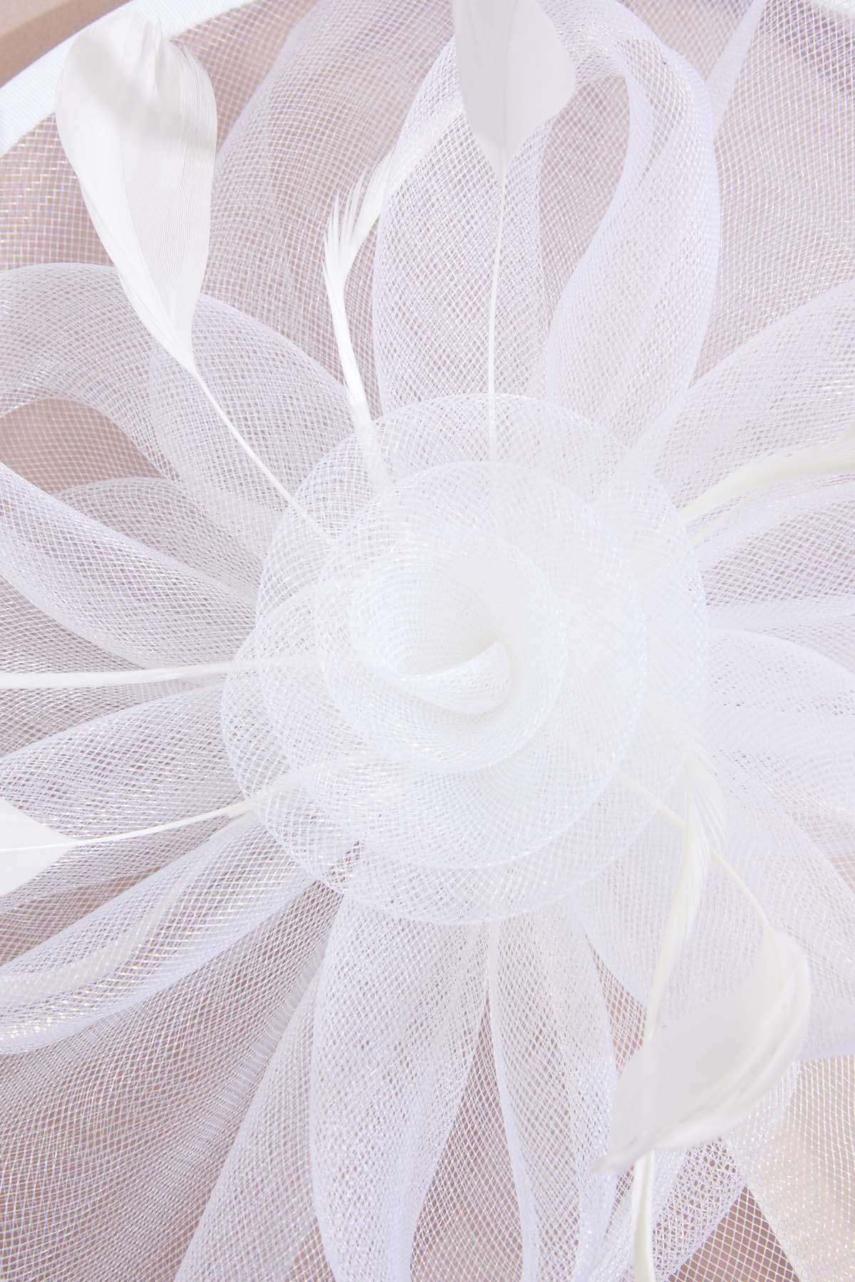 Cato Fashions White Feather Rose Mesh Veil Fascinator