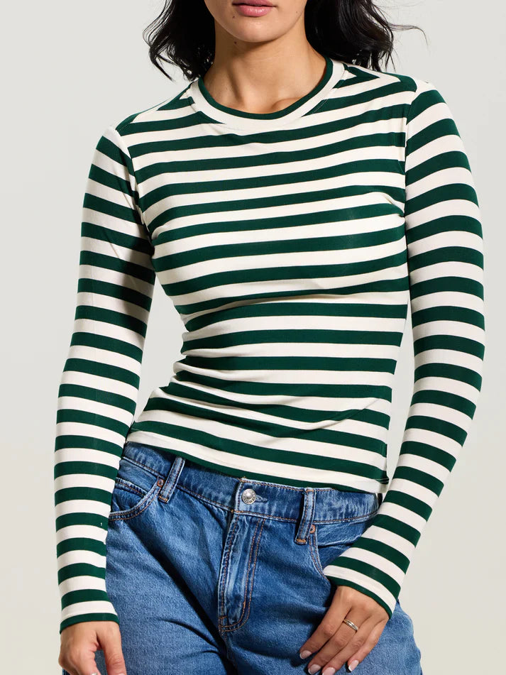 Klassy Crew Neck Braless Long Sleeve 2