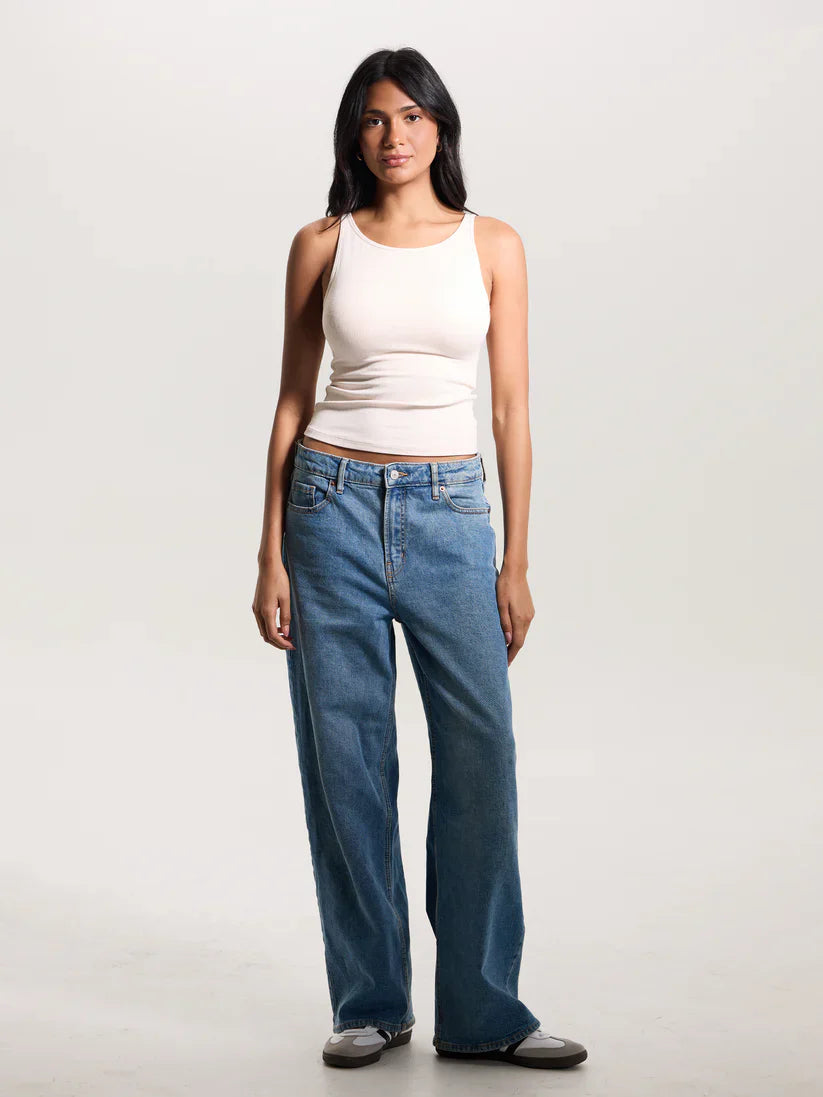 Klassy Ribbed Dainty Boat Neck Brami 1