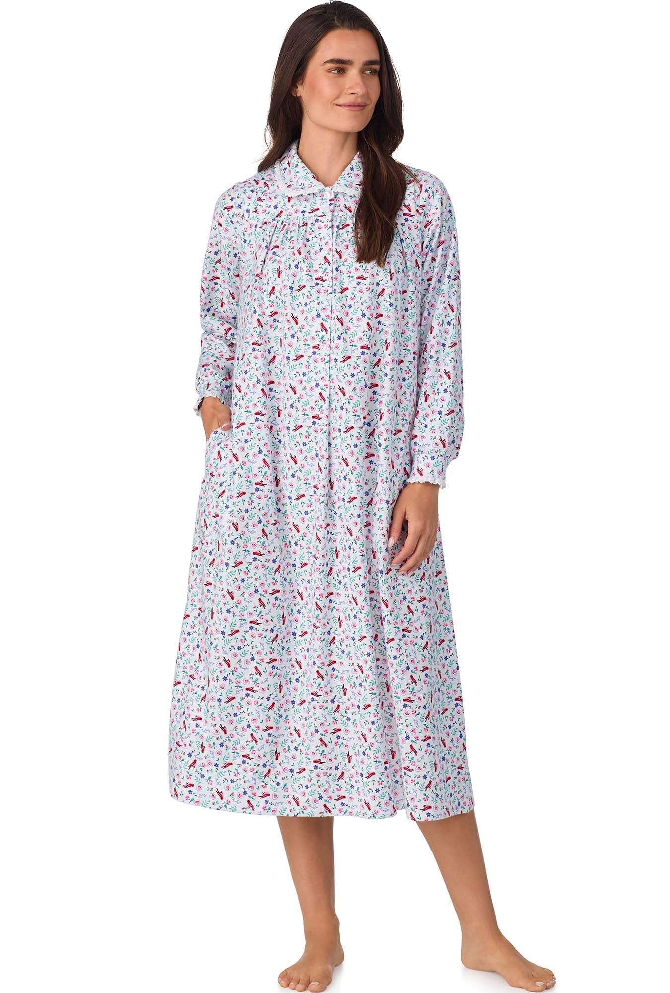 Lanz of Salzburg Women's New Cardinal Peter Pan Flannel Gown