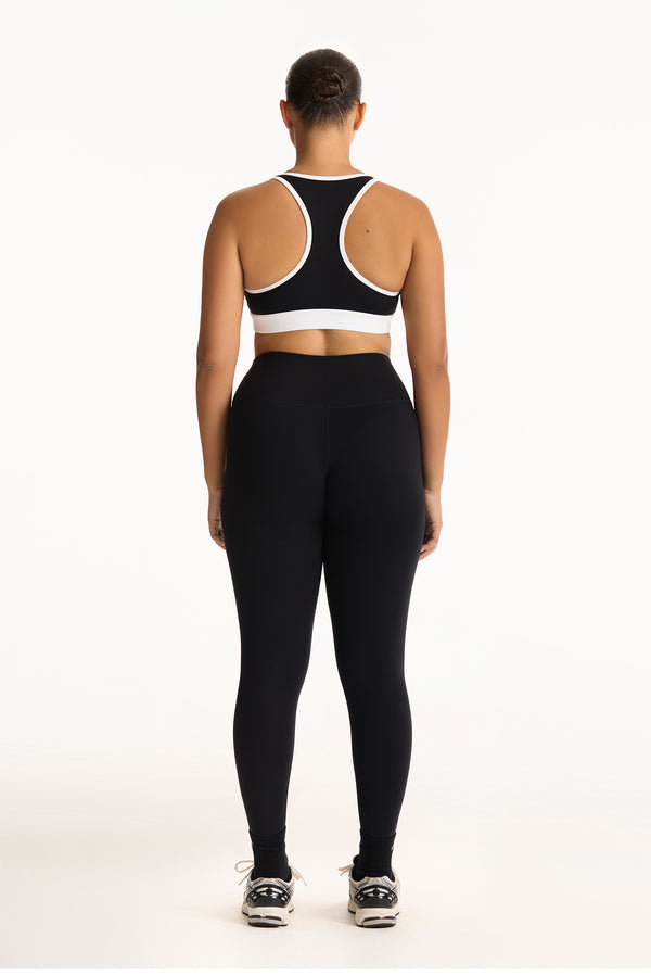 Set Active cloud staple bra
