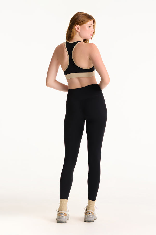 Set Active cloud staple bra