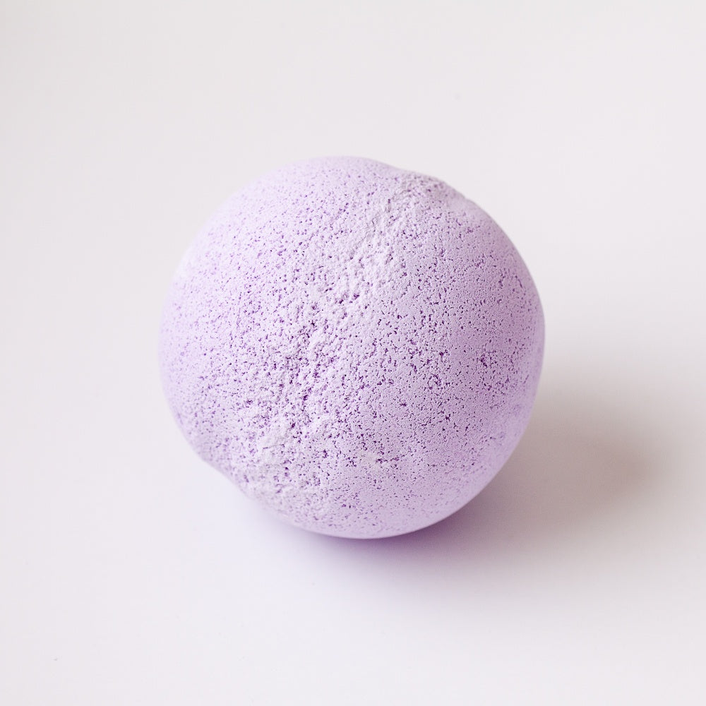 Bramble Berry 8 oz Sphere Clamshell Mold - 50 molds