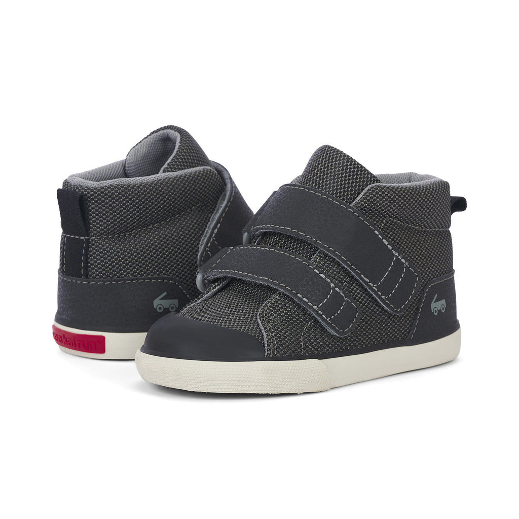 See Kai Run boys Dean Adapt II Black