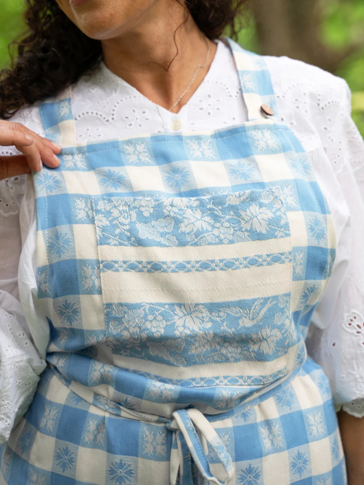 April Cornell Charm Jacquard Chef Apron - Blue