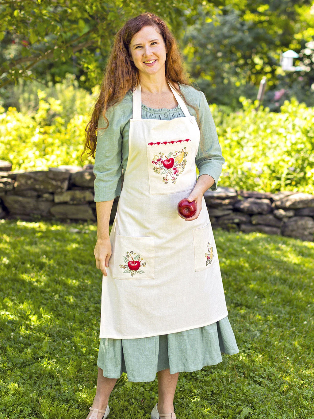 April Cornell Delicious Embroidered Apron - Ecru