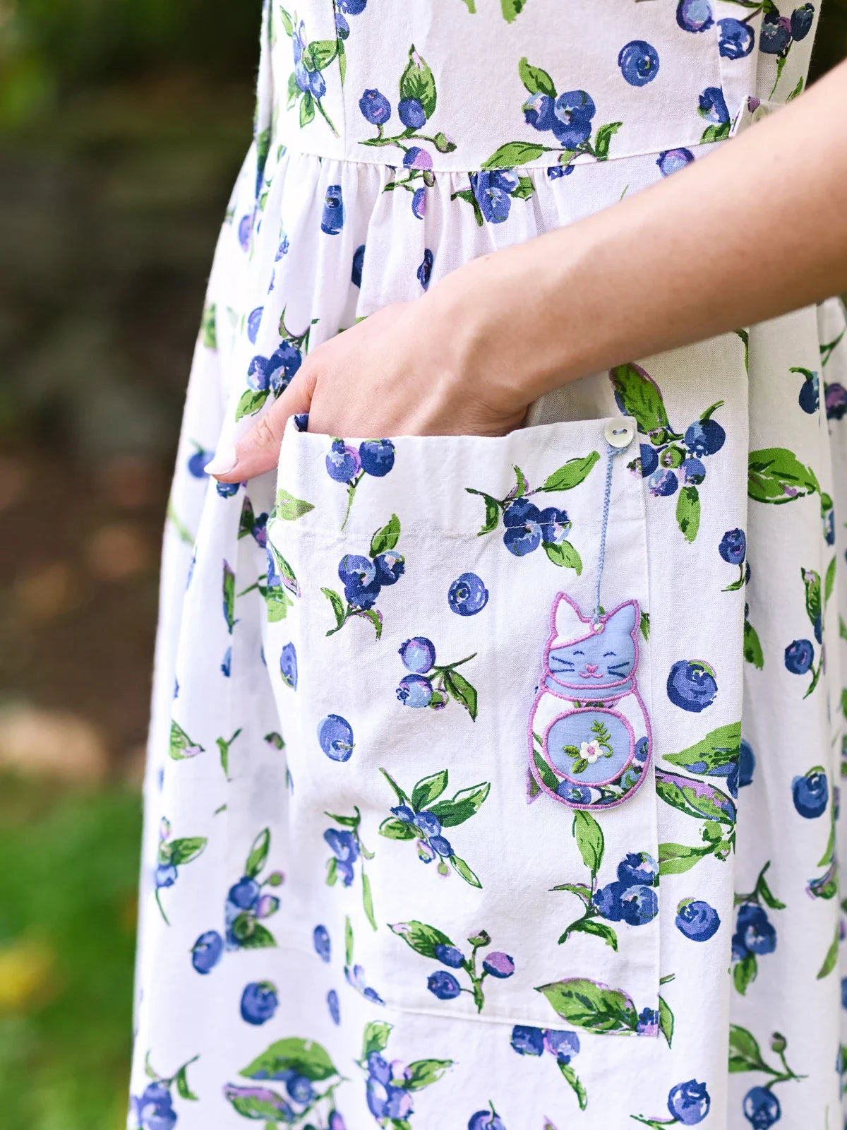 April Cornell Blueberry Porch Dress - White Blue