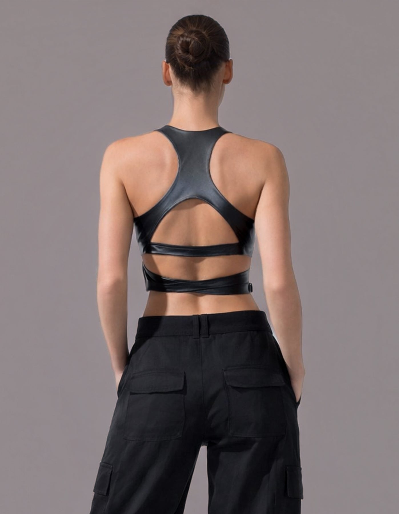 Heroine Sport Wrap Leather Bra [BLACK]