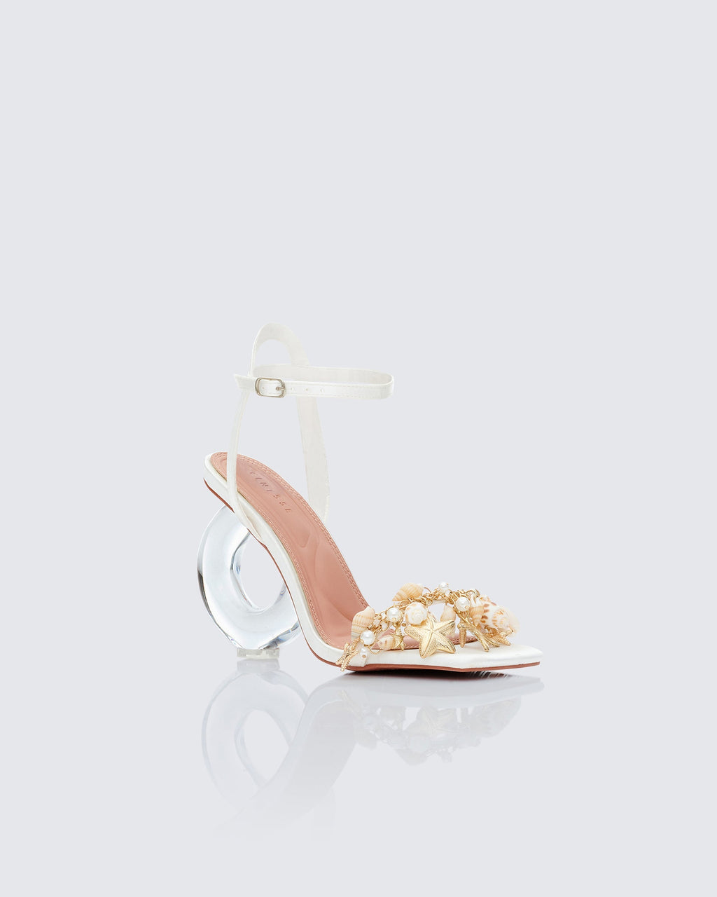 Finesse Jude Gold Seashell Charm Sandal