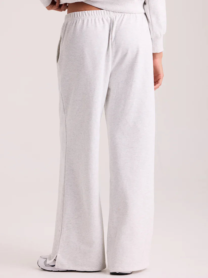 Klassy Lightweight Wide Leg Sweat Pants