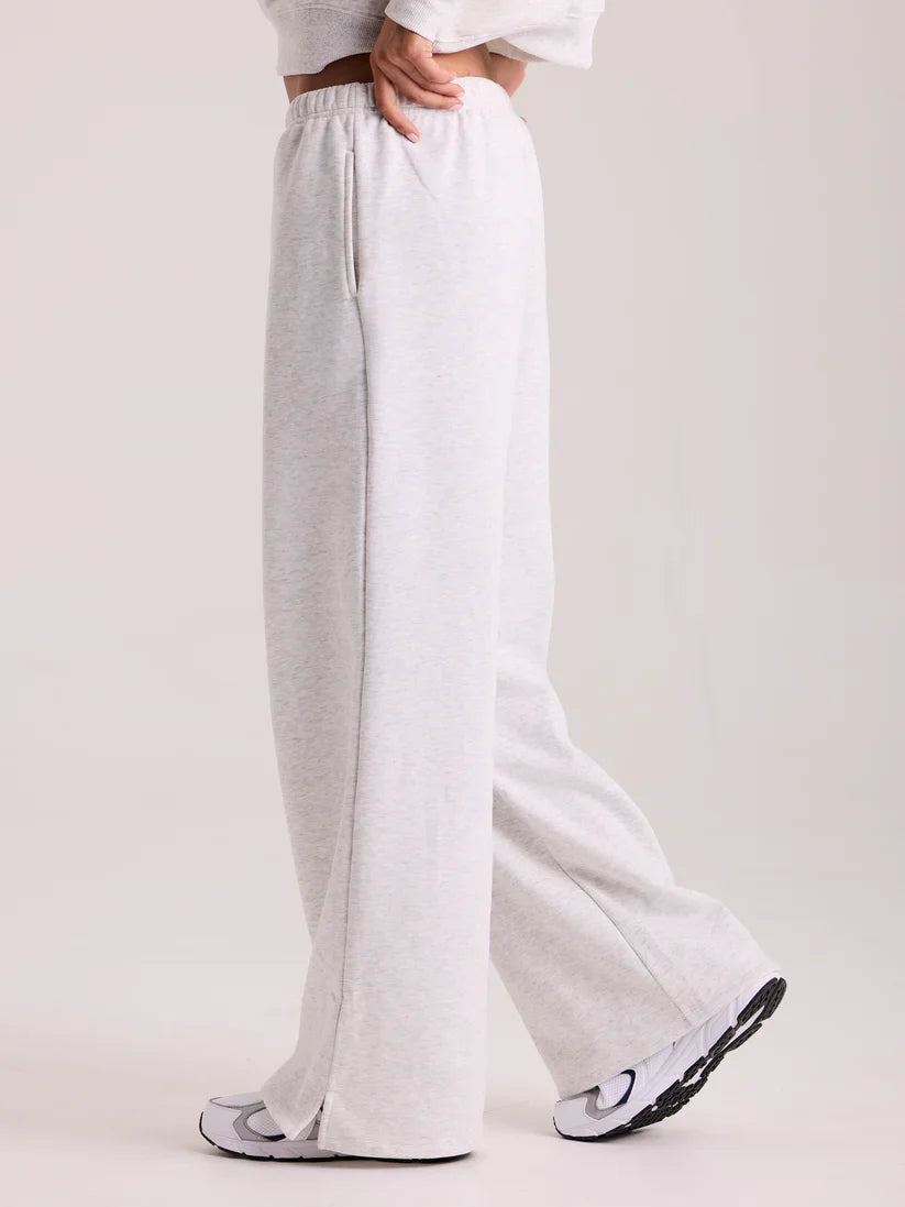 Klassy Lightweight Wide Leg Sweat Pants
