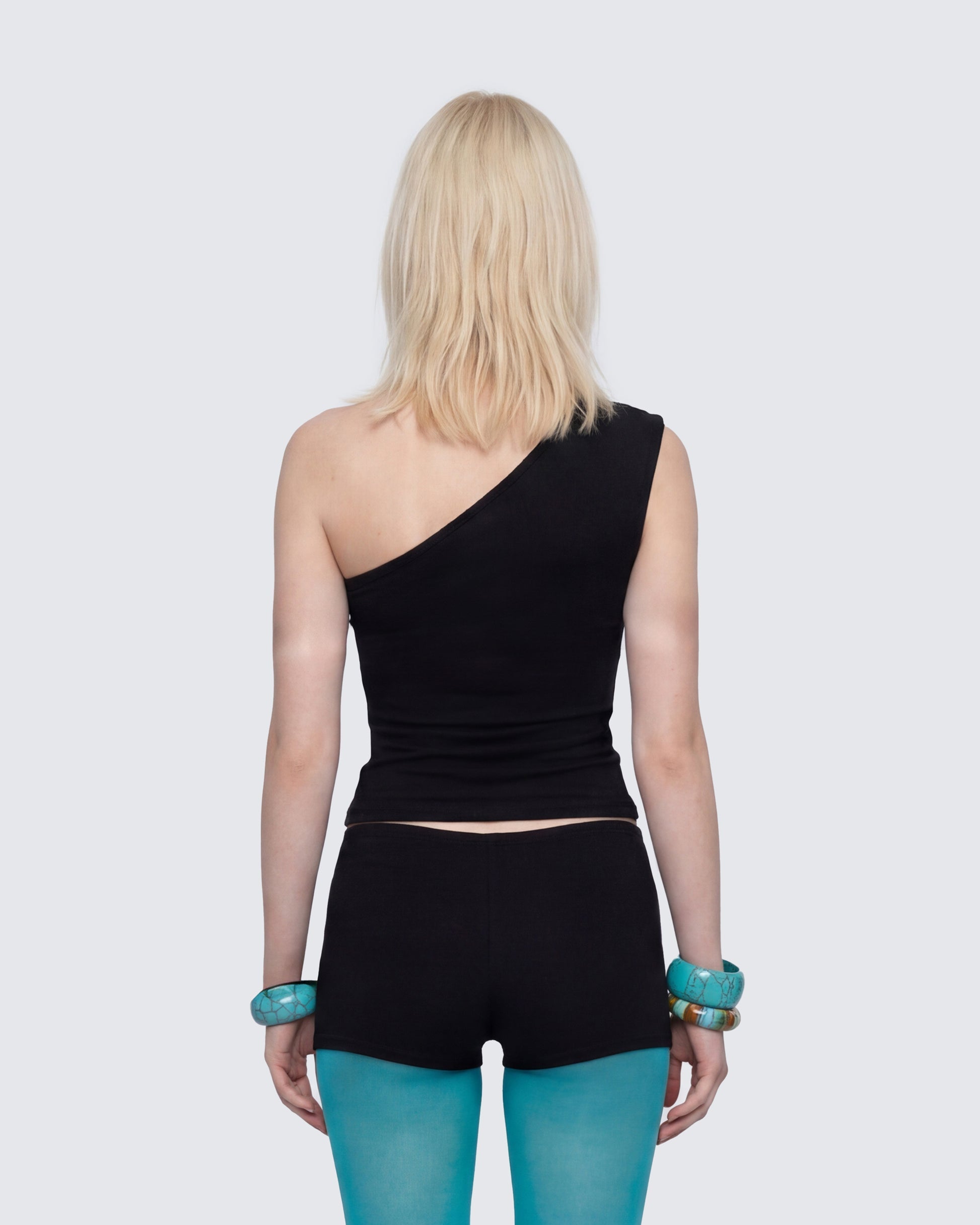 Finesse Mei Black One Shoulder Graphic Top