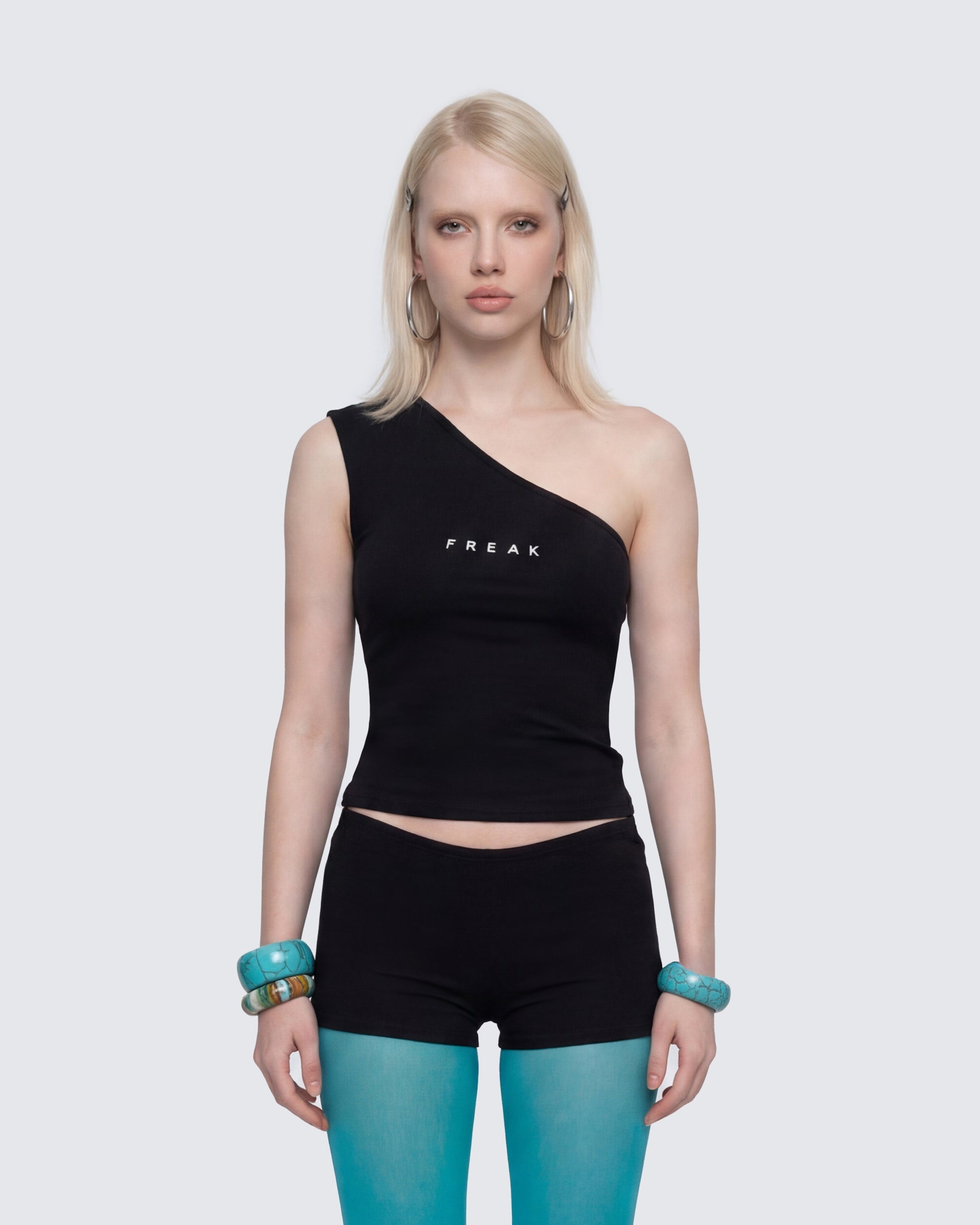 Finesse Mei Black One Shoulder Graphic Top