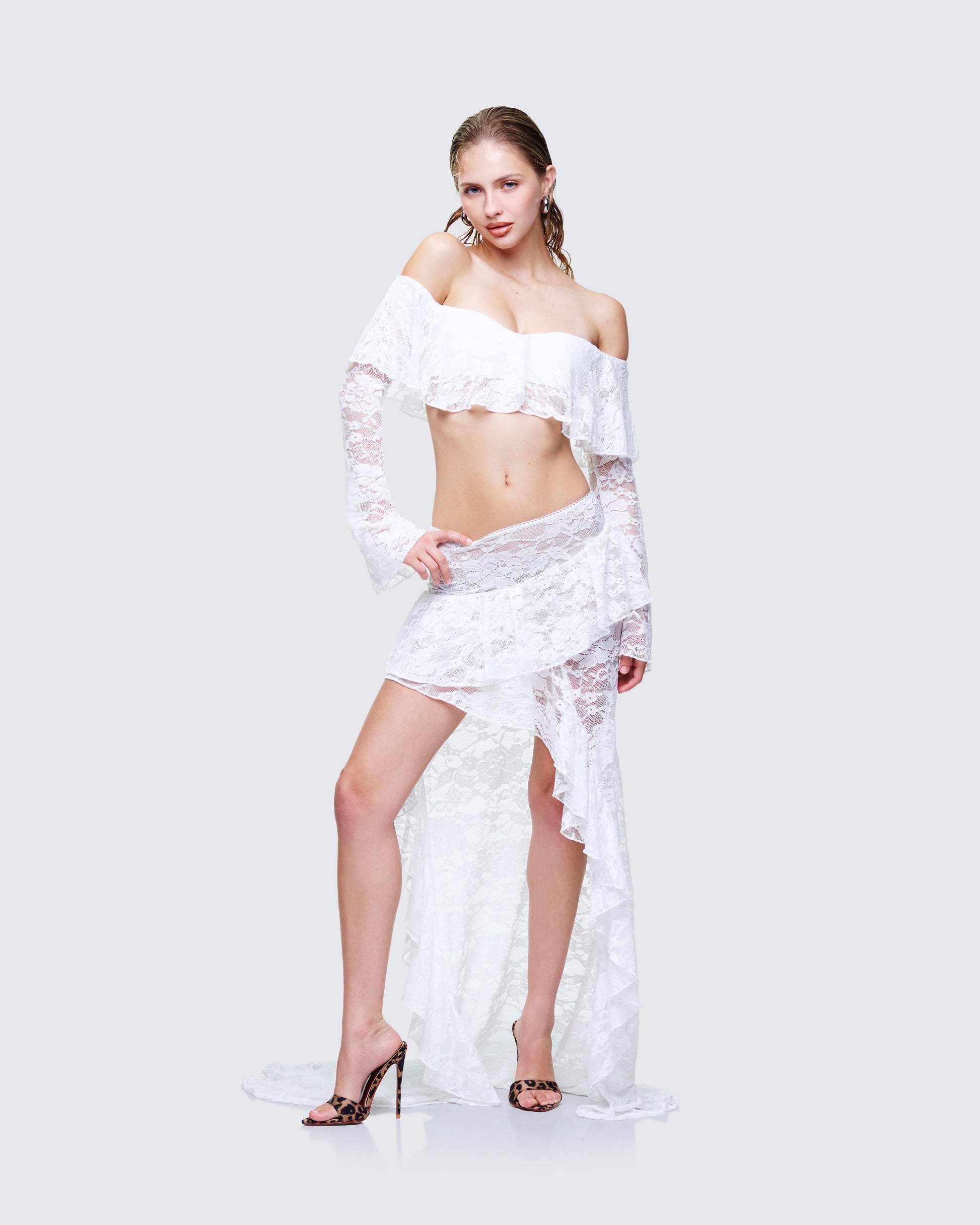 Finesse Rina Lace Ruffle Bandeau Top