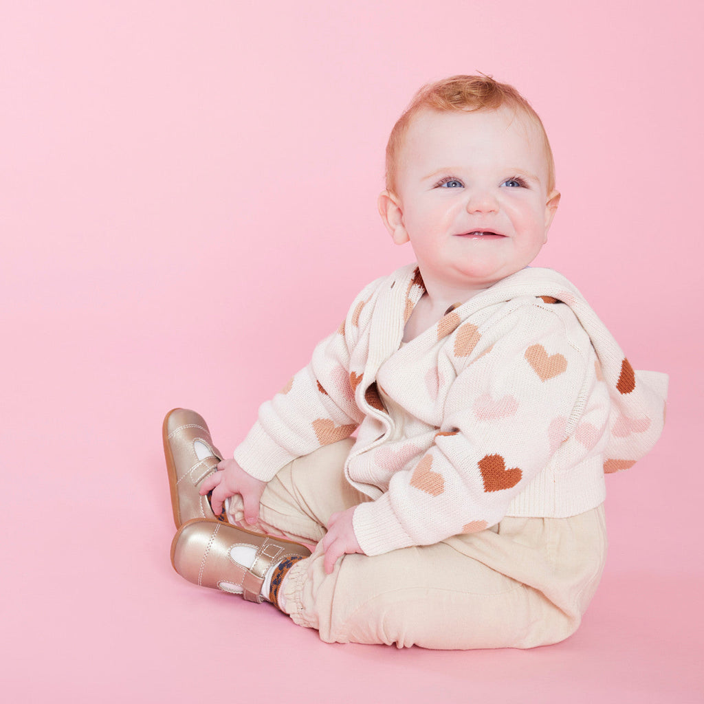 See Kai Run girls Bianca Mini (First Walker) Gold