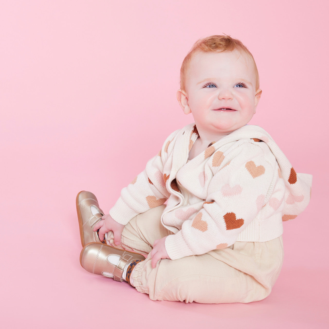 See Kai Run girls Bianca Mini (First Walker) Gold