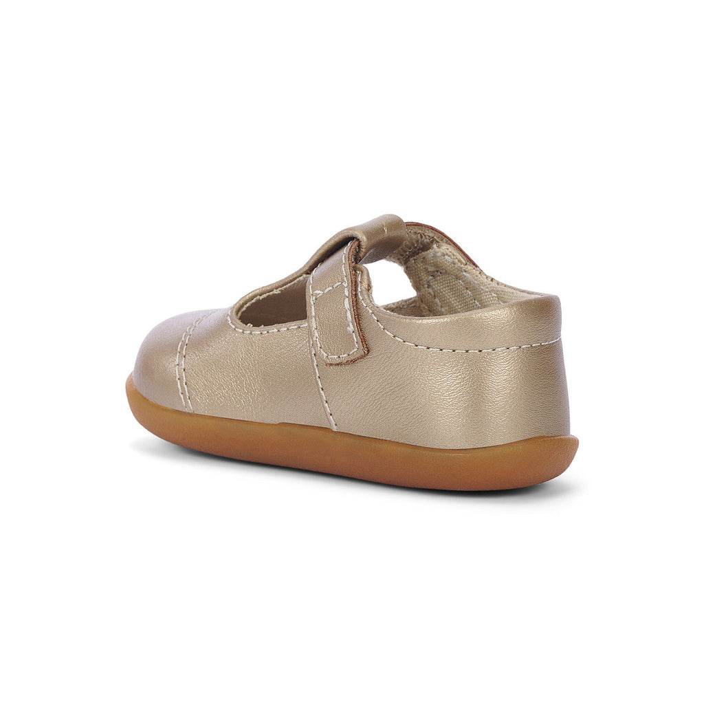 See Kai Run girls Bianca Mini (First Walker) Gold