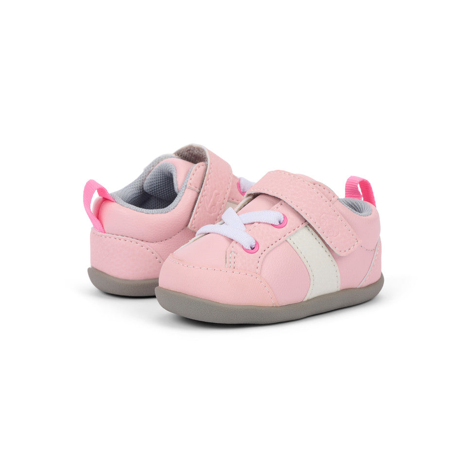 See Kai Run girls Connor Mini Bubblegum Pink
