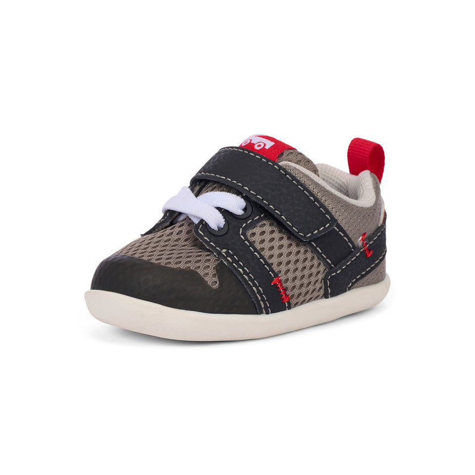 See Kai Run boys Viento Mini (First Walker) Gray