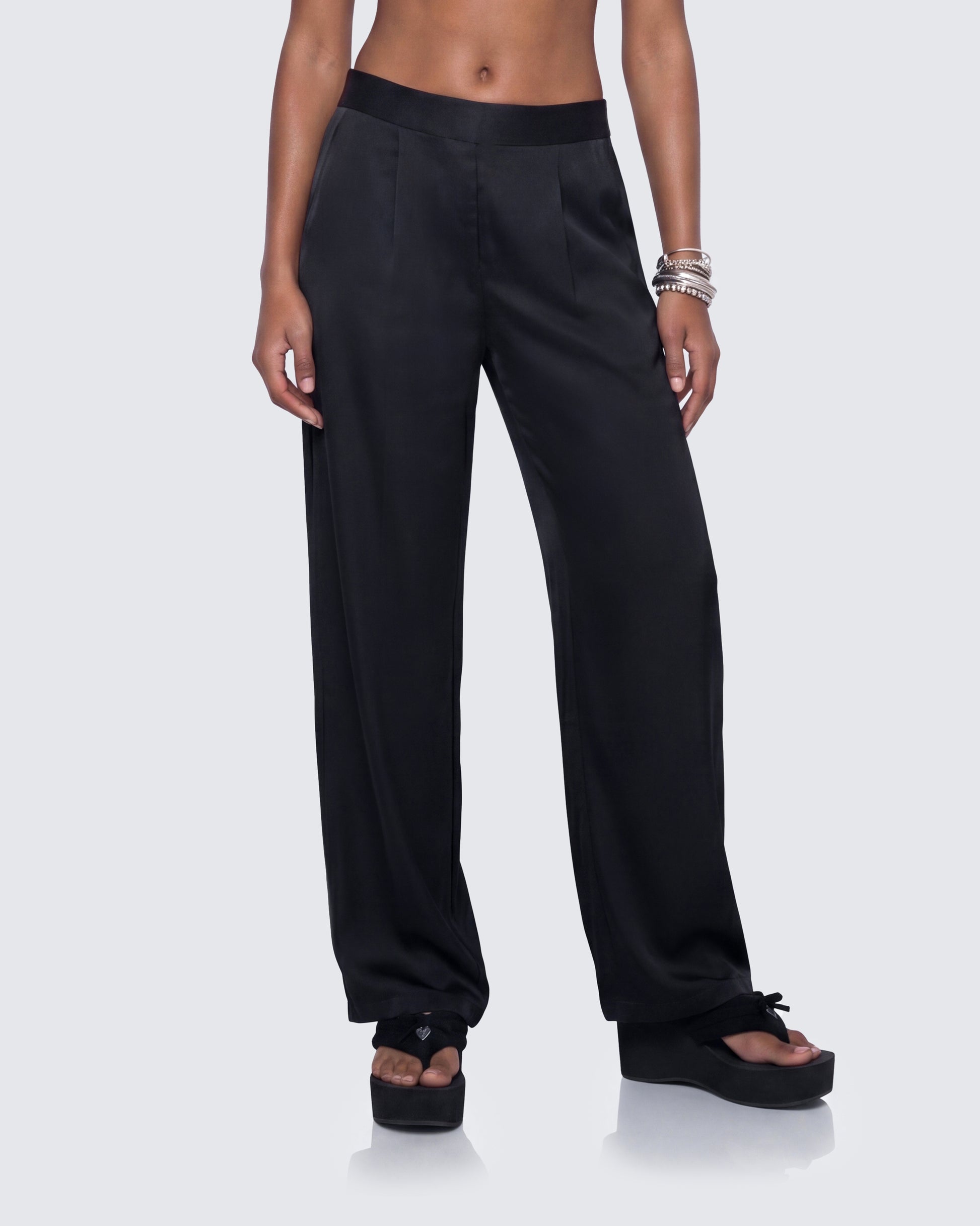 Finesse Suzanna Satin Wide Leg Trouser