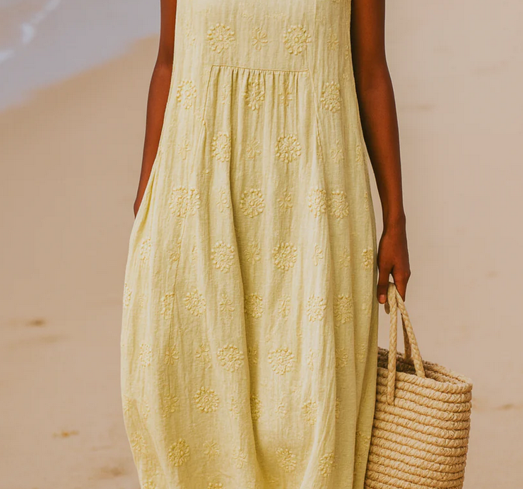 Nabalu Calithea | Women’s Sleeveless Textured Midi Dress
