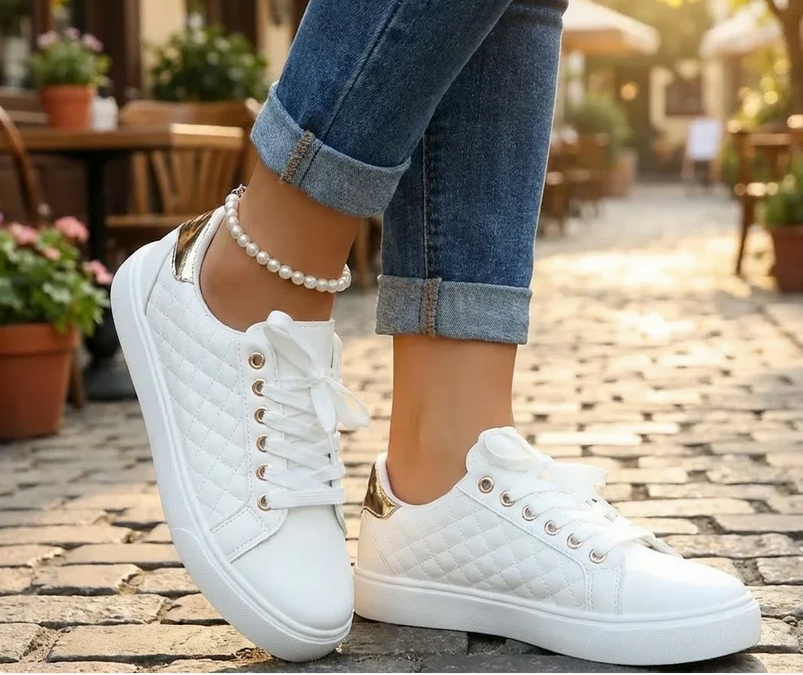 Nabalu Selvara | Women’s Classic Lace-Up Sneakers