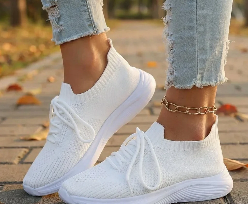 Nabalu Women’s Orthopedic Sneakers with Lace-Up Design