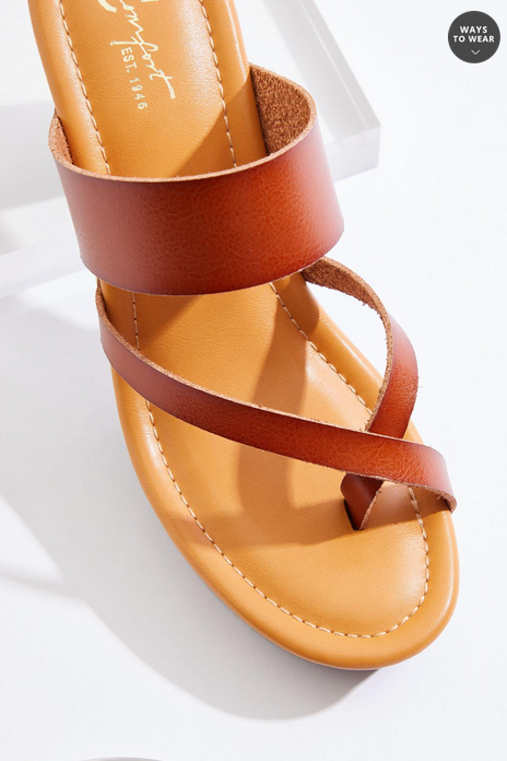 Cato Fashions Faux Leather Toe Loop Heels