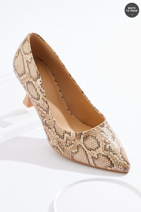 Cato Fashions Snakeskin Hourglass Heel Pumps