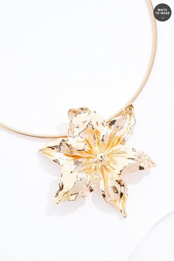 Cato Fashions Hammered Gold Statement Flower Wire Necklace