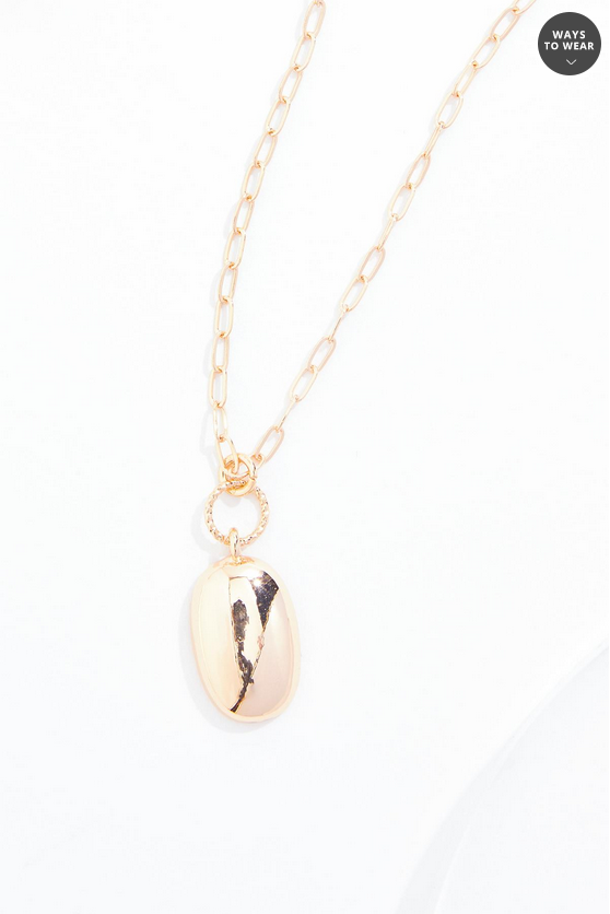 Cato Fashions Delicate Smooth Gold Pendant Necklace Set