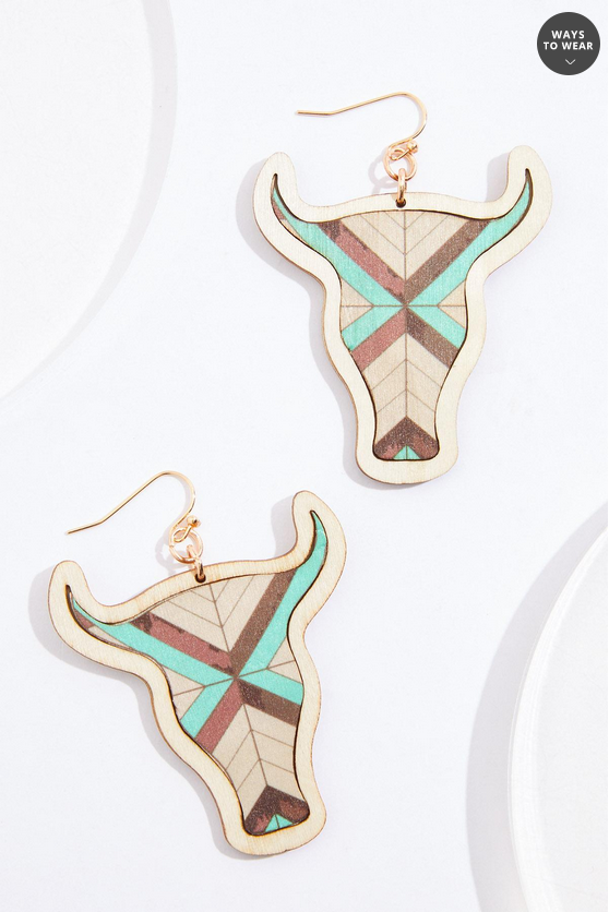 Cato Fashions Multicolor Wood Bull Head Earrings
