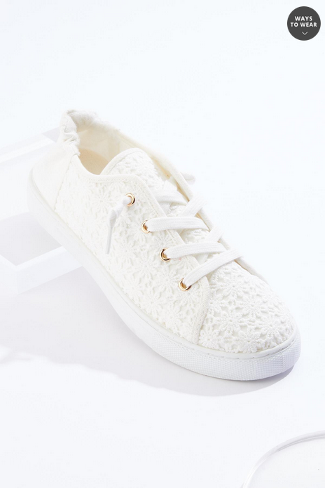 Cato Fashions Mesh Crochet Scrunch Sneakers