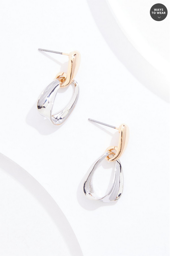 Cato Fashions Two Tone Twisted Doorknocker Earrings