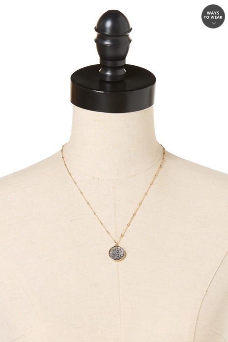 Cato Fashions Dainty Daisy Etched Pendant Necklace