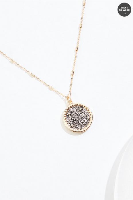 Cato Fashions Dainty Daisy Etched Pendant Necklace