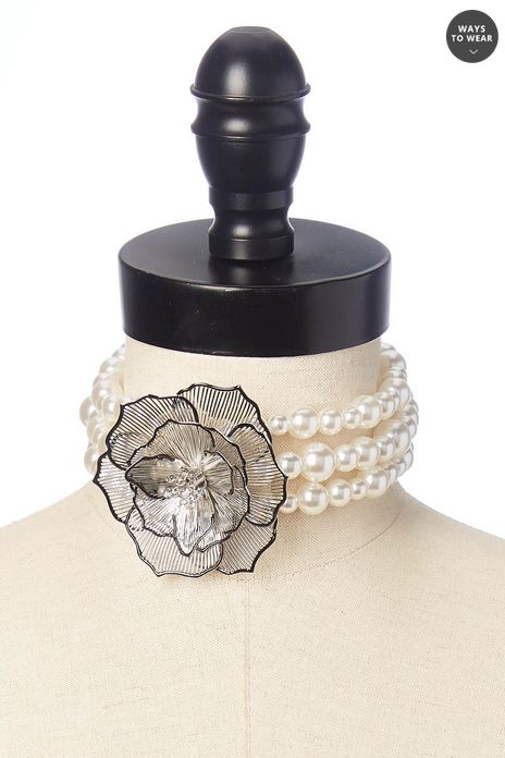 Cato Fashions Floral Cut Out Pendant Layered Pearl Necklace
