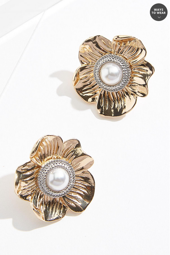 Cato Fashions Gold Pearl Flower Necklace Set