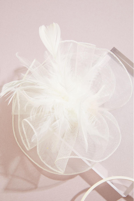 Cato Fashions White Feather Mesh Fascinator